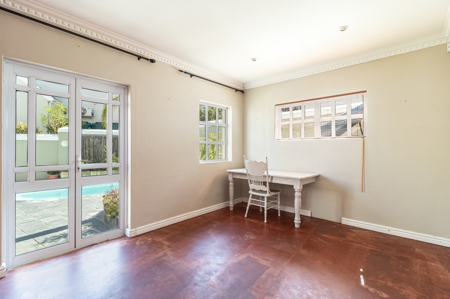 4 Bedroom Property for Sale in Zevendal Western Cape